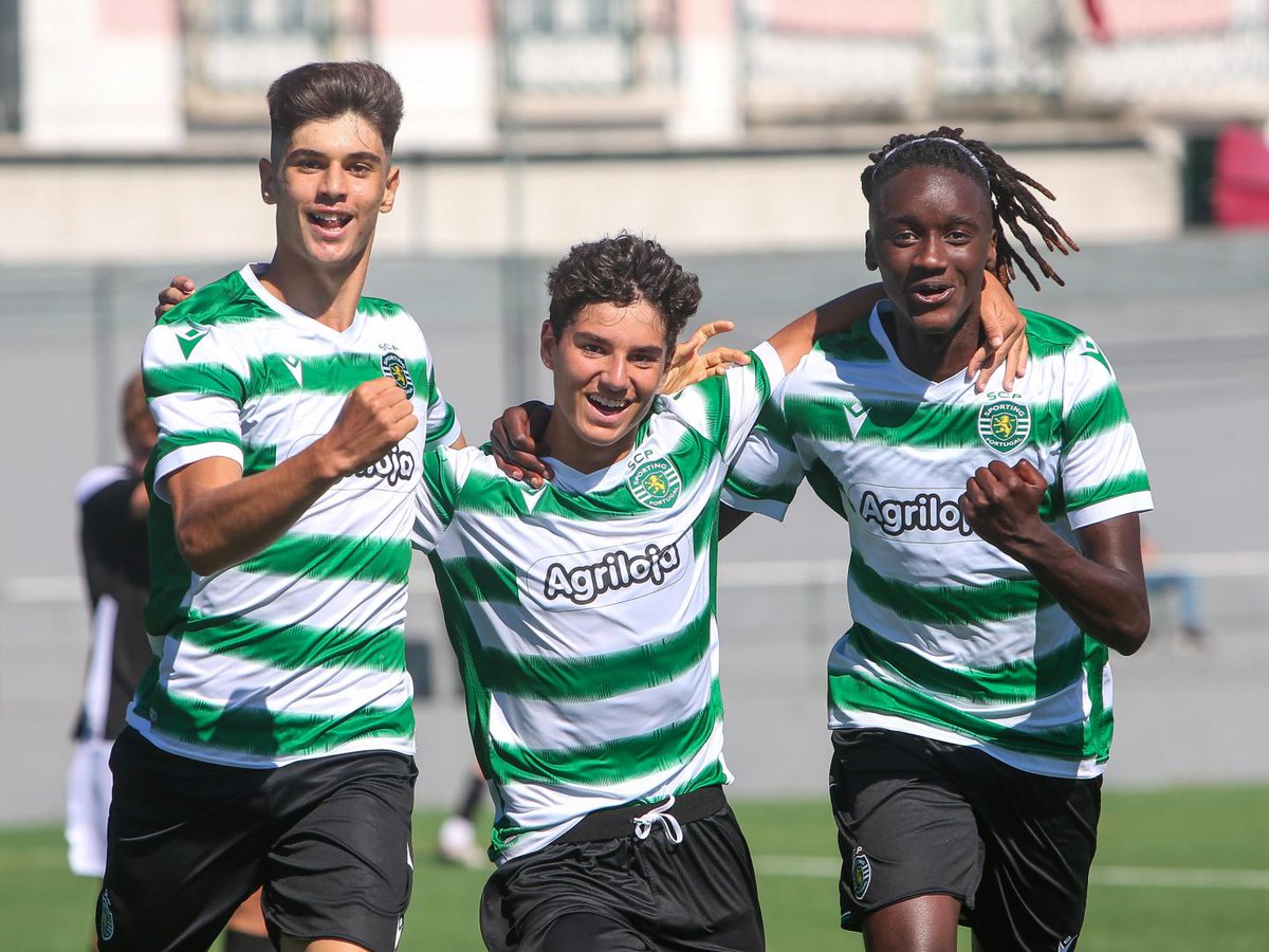 CariocaLeonino's tweet photo. O Sporting CP #Sub21 empatou com o Casa Pia AC em 1 x 1 no derradeiro jogo da temporada. Com este resultado, os Leões terminam a prova na segunda posição, apenas atrás do FC Alverca.
#Sub21SCP https://t.co/vNtUNEkqGB