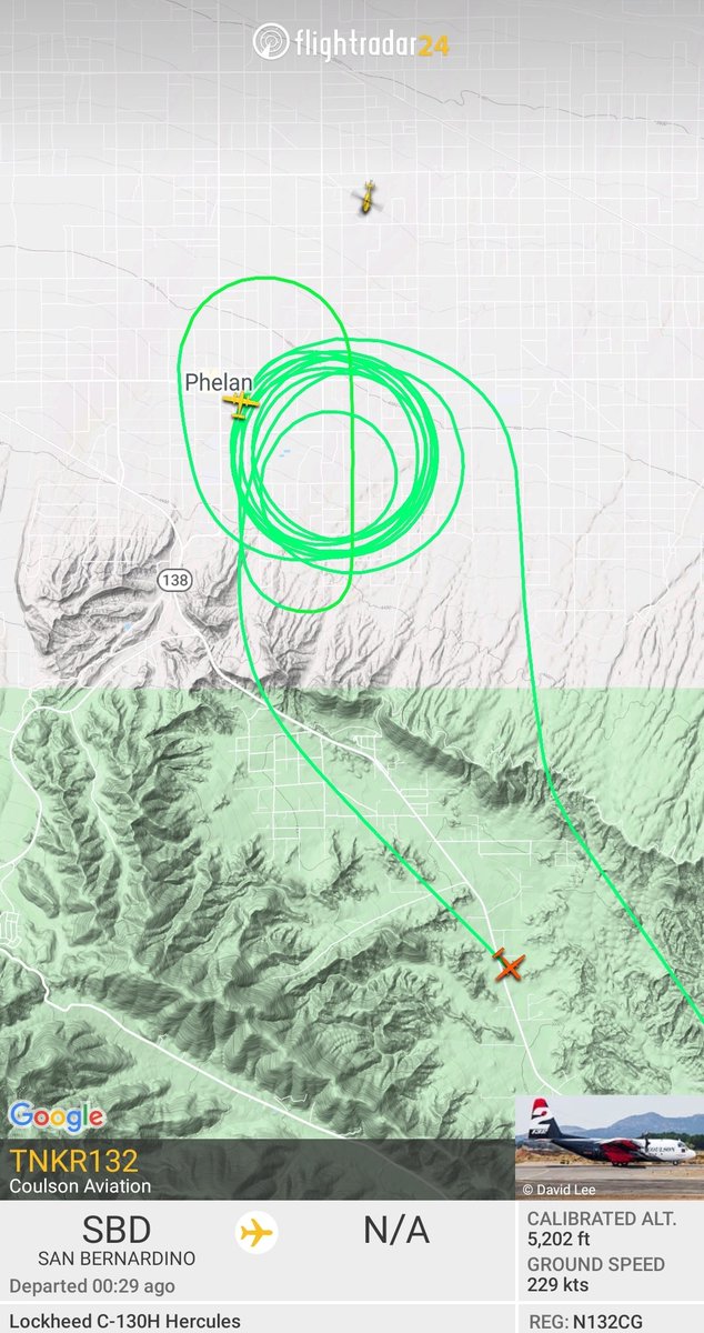 26R13's tweet image. Tanker 132 heading to San Bernardino to reload.#JohnsonFire