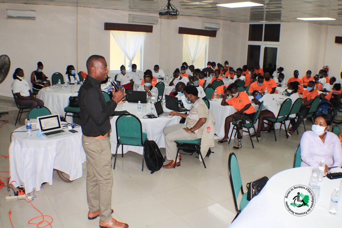 DesirSoinette's tweet photo. Ce forum sur l'emploi organisé dans le département du Nord ce samedi 26 juin dans le cadre du projet PIPHPPSE est un moyen pour que l'Etat haïtien par le biais du @BSEIPH vous invite à s'engager dans la lutte pour l'inclusion des personnes handicapées. 

[...] https://t.co/zLOFKJrCN4