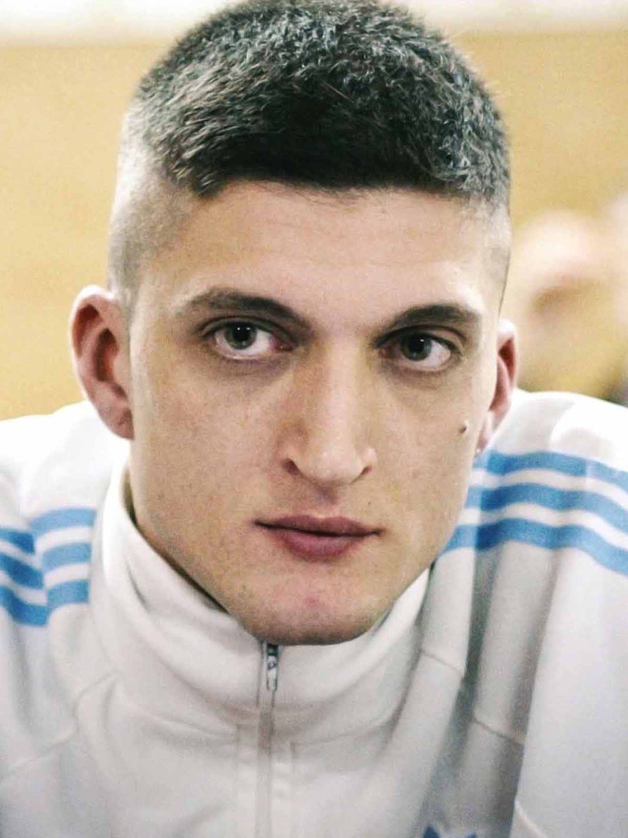 Adri_ae7's tweet photo. #EURO2020 Actor &amp; Verratti looks alike :) https://t.co/tdq5Wkhhcc
