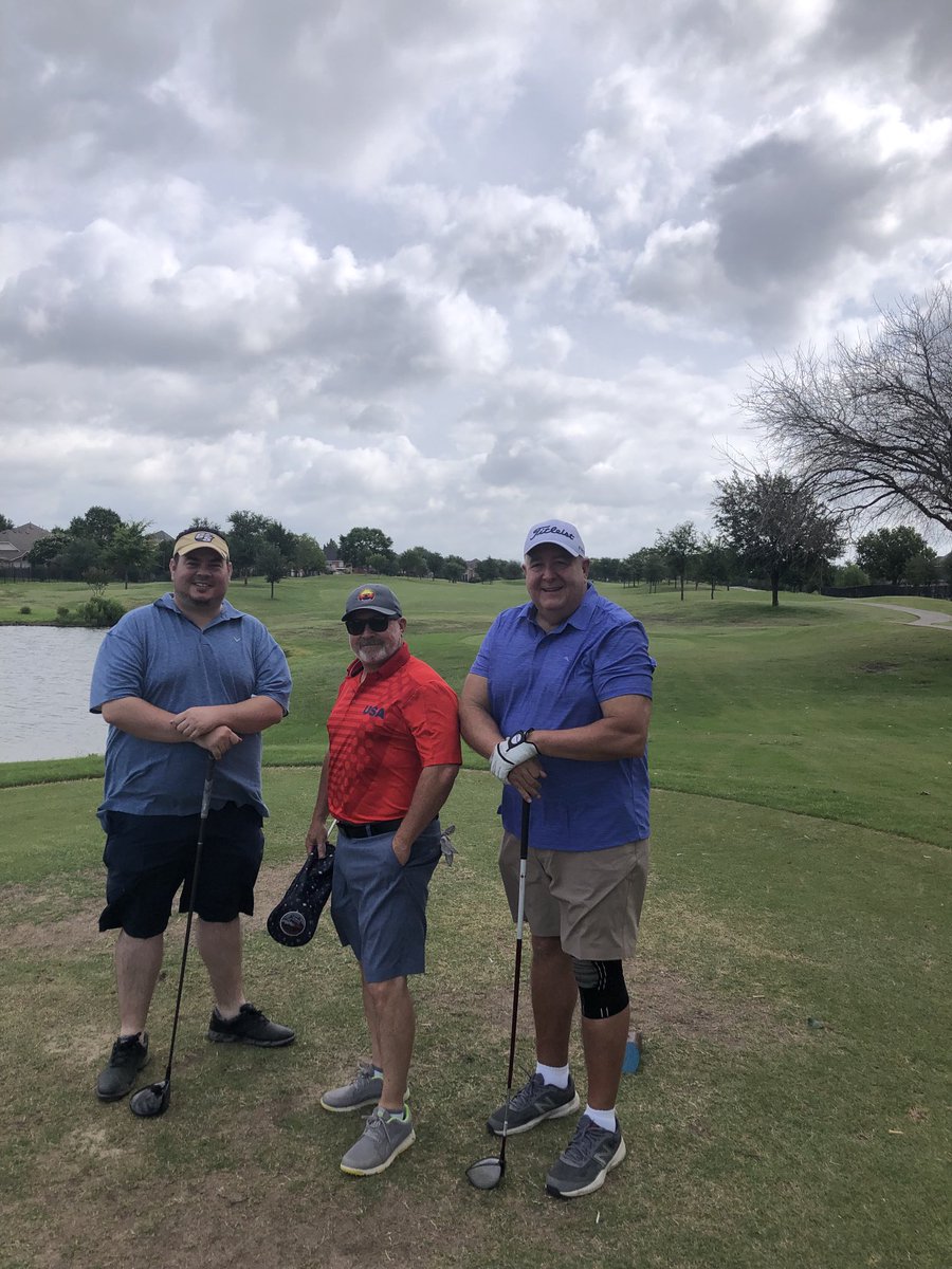 We got our 4 miles in this morning!!   ⁦⁦<a href="/TedHelgeson/">Ted Helgeson</a>
#TMXwellness#TMXfamily ⁦<a href="/Lindsey_Reed_S/">Lindsey Reed Smith</a>⁩