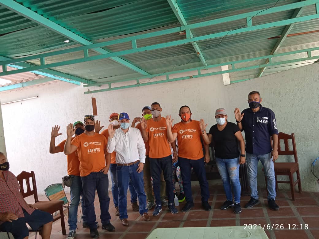 GoyoNoriega's tweet photo. El equipo de #VoluntadPopular Nueva Esparta trabajando arduamente en todo el estado , juramentando a los equipos municipales para prepararse de cara a las #Megaelecciones del próximo 21 de noviembre. #VPsiVota @VPnacional https://t.co/SgAerBA4rB
