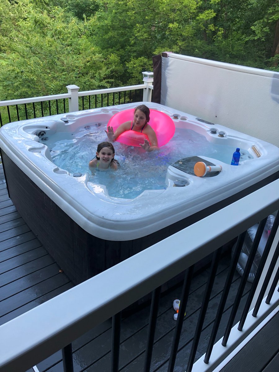 RickBooks's tweet image. When you don't have a pool...