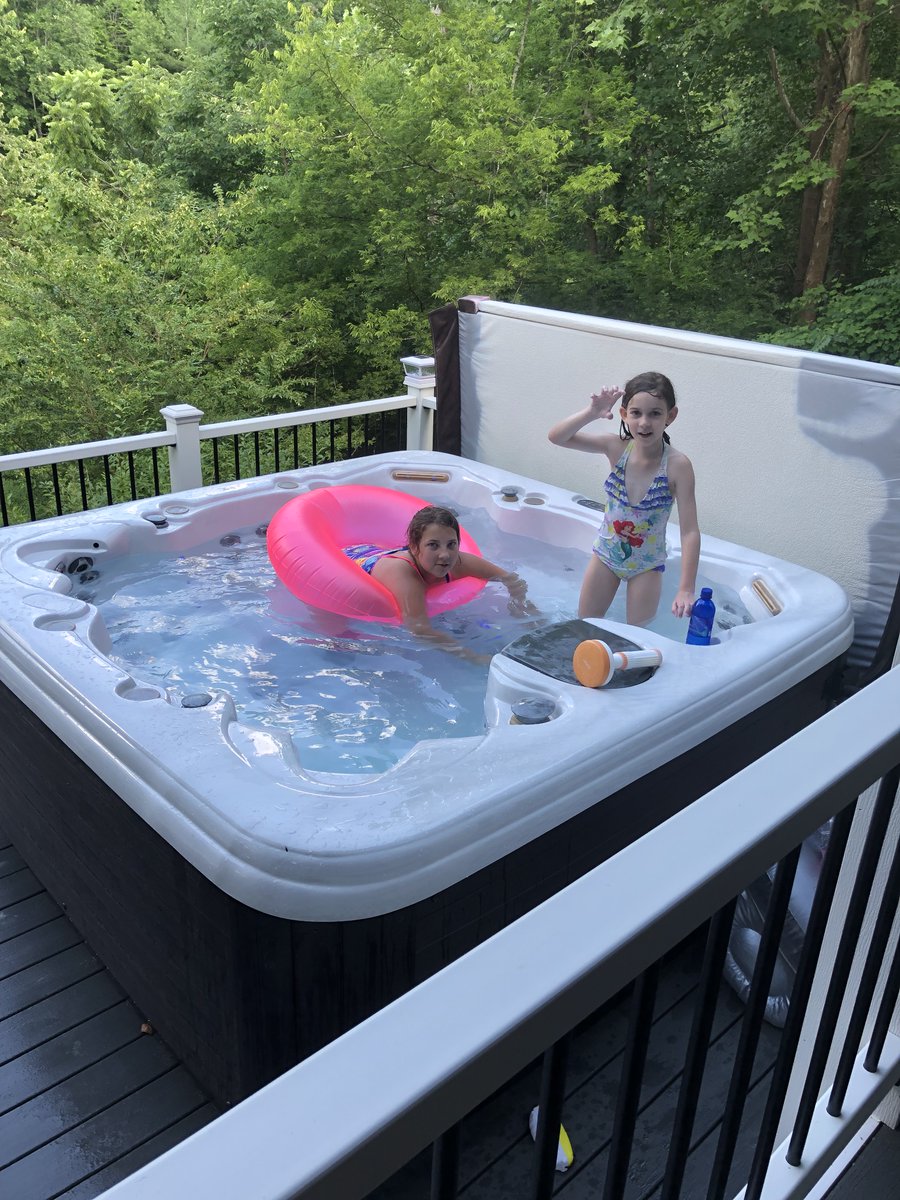 RickBooks's tweet image. When you don't have a pool...