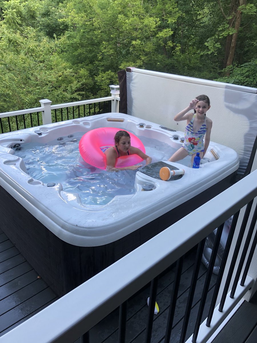 RickBooks's tweet image. When you don't have a pool...