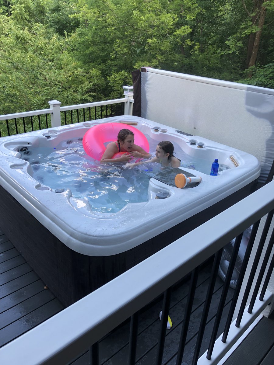 RickBooks's tweet image. When you don't have a pool...