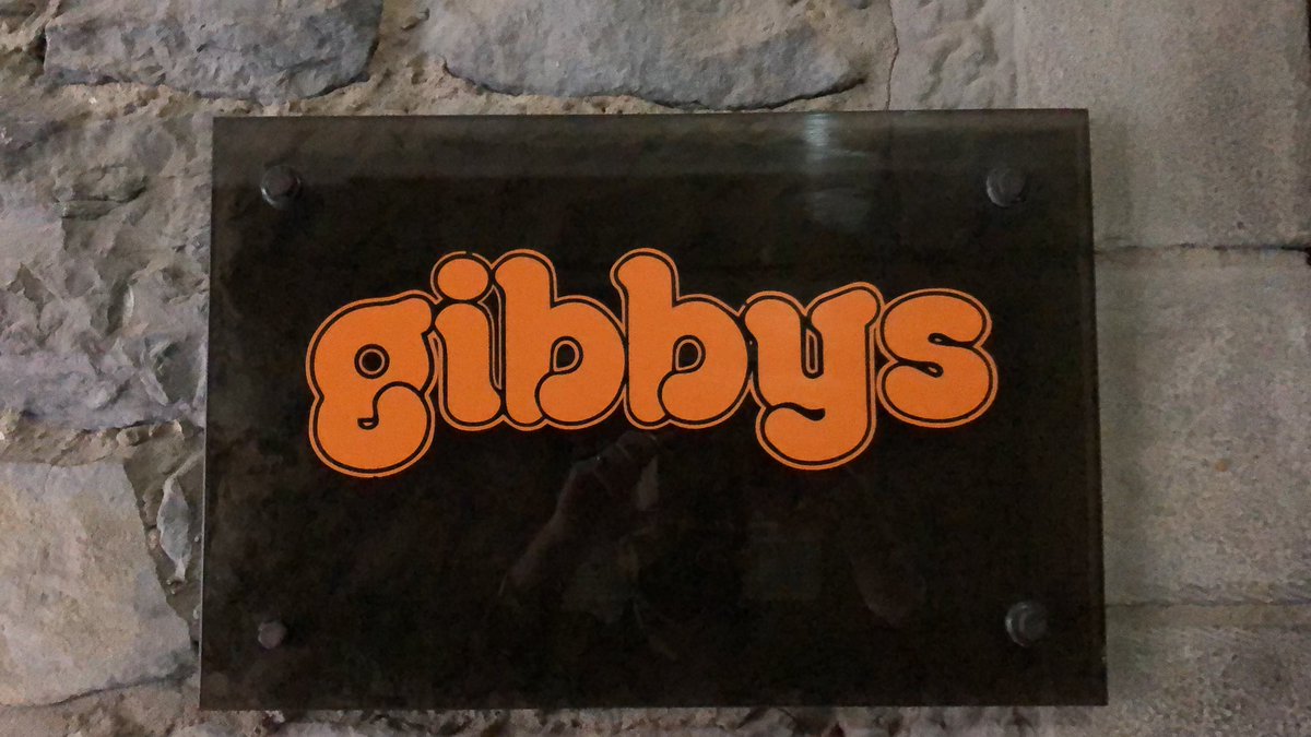 BruceTakefman's tweet photo. Back Home ! #gibbys #westernconferencechampions https://t.co/r1lWEnAQ7G