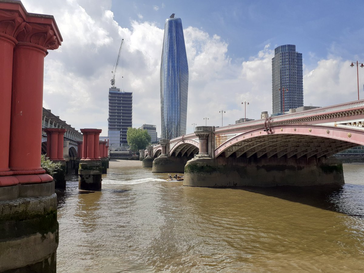 Beckenham_Girl's tweet photo. Another fascinating guided walk with @derelict_london - the River Fleet from Blackfriars to St Pancras. #LondonsLostRivers #Blackfriars #RiverFleet #Bridewell #Farringdon #WalkingTour https://t.co/2MY0UFuYp7