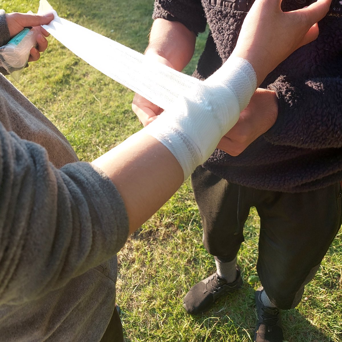 Blue Peris Mountain Centre tweet media