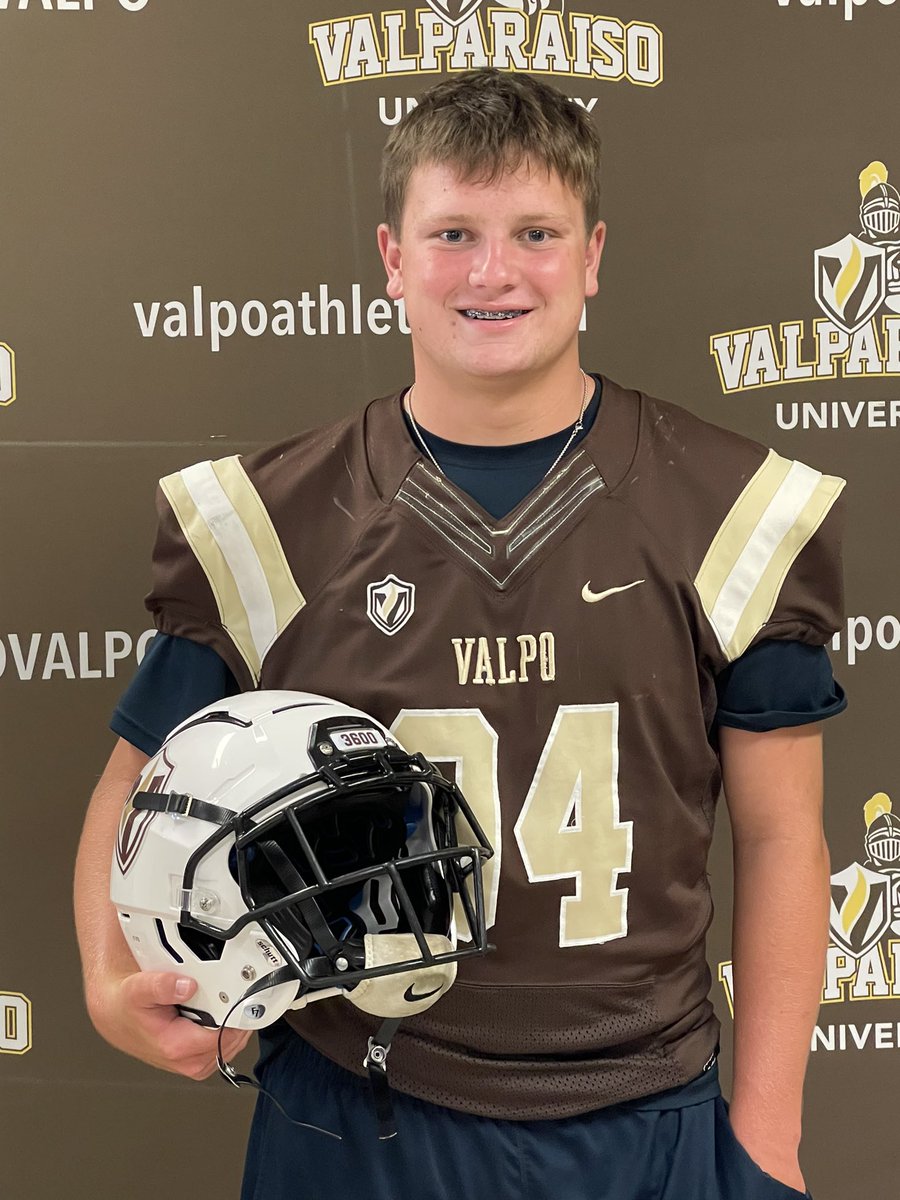TKav55's tweet photo. I enjoyed the camp, and blessed to be able to show off my talents. @valpoufootball @CoachLFox @POPCSAD #ValpoFootball https://t.co/NEZl3V2Ap9
