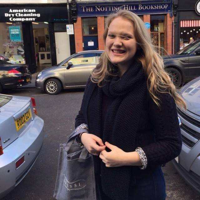 bee_healing's tweet photo. LETS DO ART v ARTIST!

Hi, I'm Ella! I create natural pain relief + self care things 😌. I have #fibro, #endo, #CVS, #haemophilia and ME, and started out to help others w/chronic pain. Also love baking, writing, books, cats, nature and vintage things 🥰
What about you guys?? 💛 https://t.co/jgI8Q43Z1L