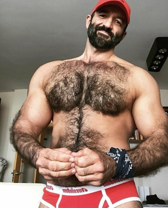 ?June 26, 2021? #hairsome #hairychest #hairygay #hairyfan #scruff #beardedhomo #beard #hairymen #gay