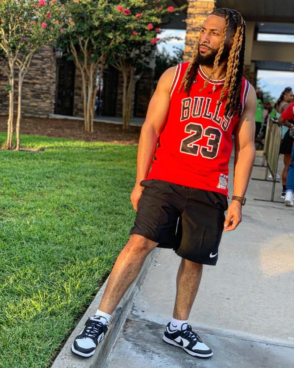 Call_Me_Chipp's tweet image. Loc’ed In.