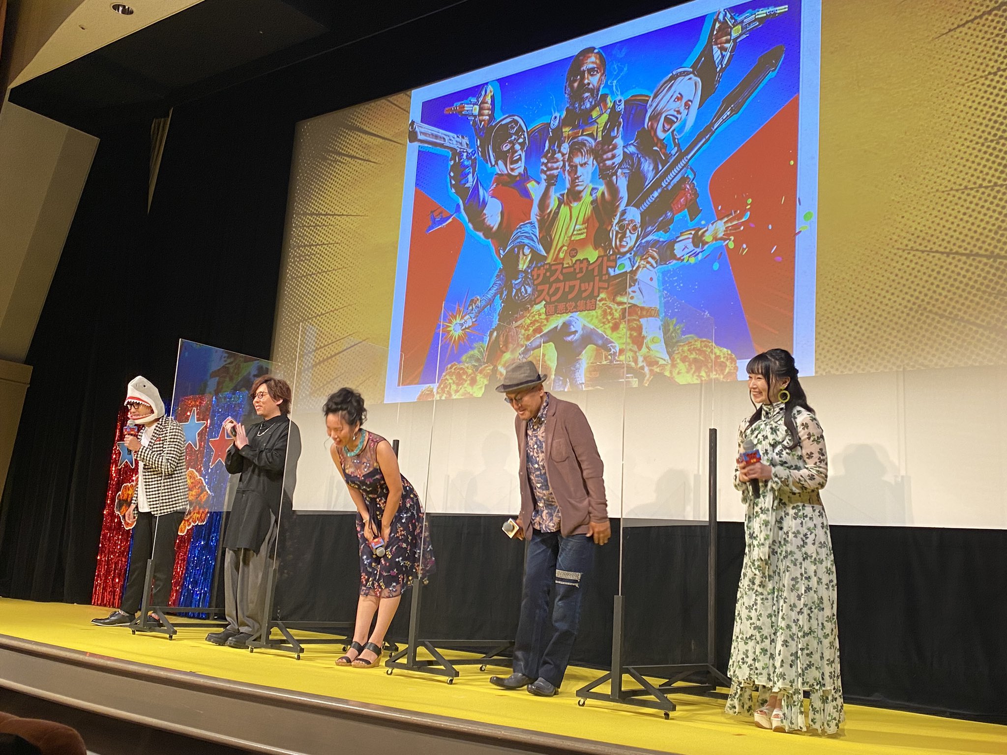 Dc公式 新スースク キックオフイベント𝙎𝙏𝘼𝙍𝙏 ハーレイ クイン役 東條加那子 さん サバント役 立木文彦 さん ジャべリン役 日野聡 さん エミリア ハーコート役 水樹奈々 さん こがけん さんが登場 まずはご挨拶 新スースク