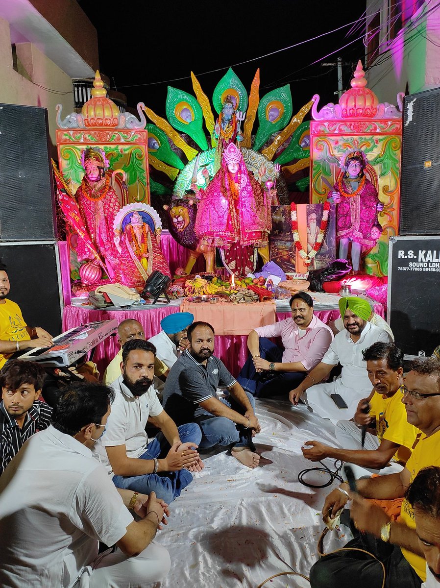 ParvinderLapran's tweet photo. Attending jagran Yesterday night at Ward no 39.
#ParvinderLapran
#HalkaAtamNagar https://t.co/ZrFoHf2nYu