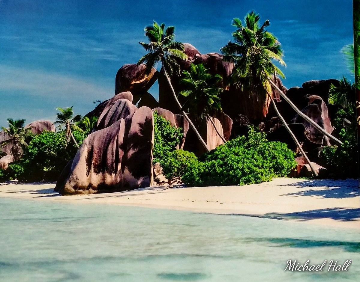 mhall55nine's tweet image. La Dique Island, Seychelles #summertimevibes #WishIWasThere #NaturalBeauty #NaturePhotographyDay