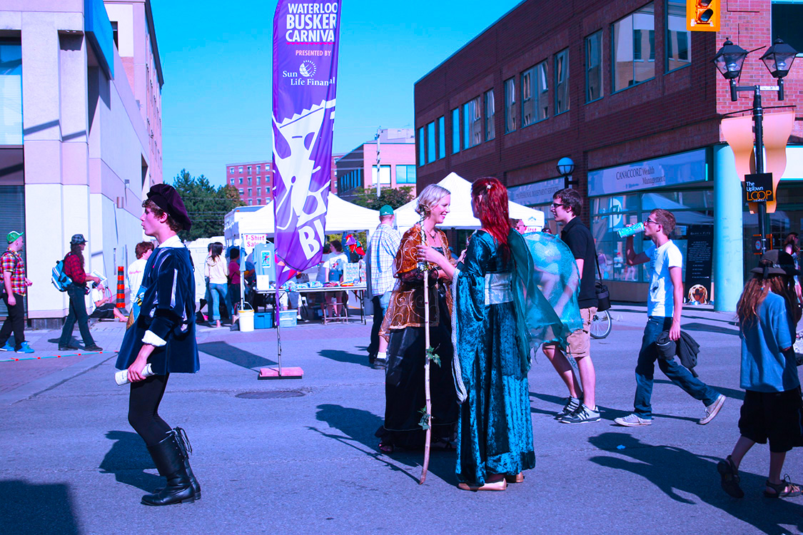 ElyssePoetis's tweet photo. Artists in the street - Waterloo Square (memories).
Performing Arts © photo by Elysse Poetis #ElyssePoetis #MEmrich #Poet #Author #Photographer #Books #Amazon #PerformingArts #Artists #Theatre #QualityArt #Costumes #Performers #Beauty #Entertainment #Fun #KW #Waterloo #ON #Canada https://t.co/N3KnHUGwZ4