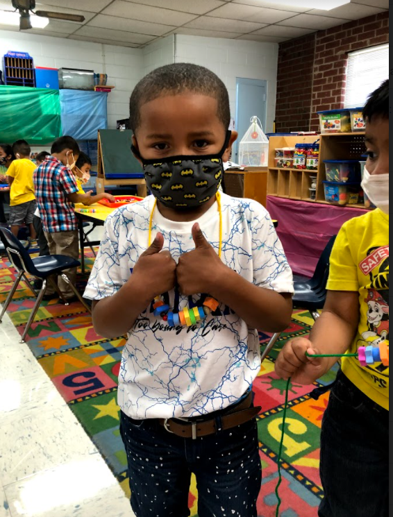 vcs_esl's tweet photo. This is how we feel about Mi Centro! #MiCentro https://t.co/u3hGKM18N0