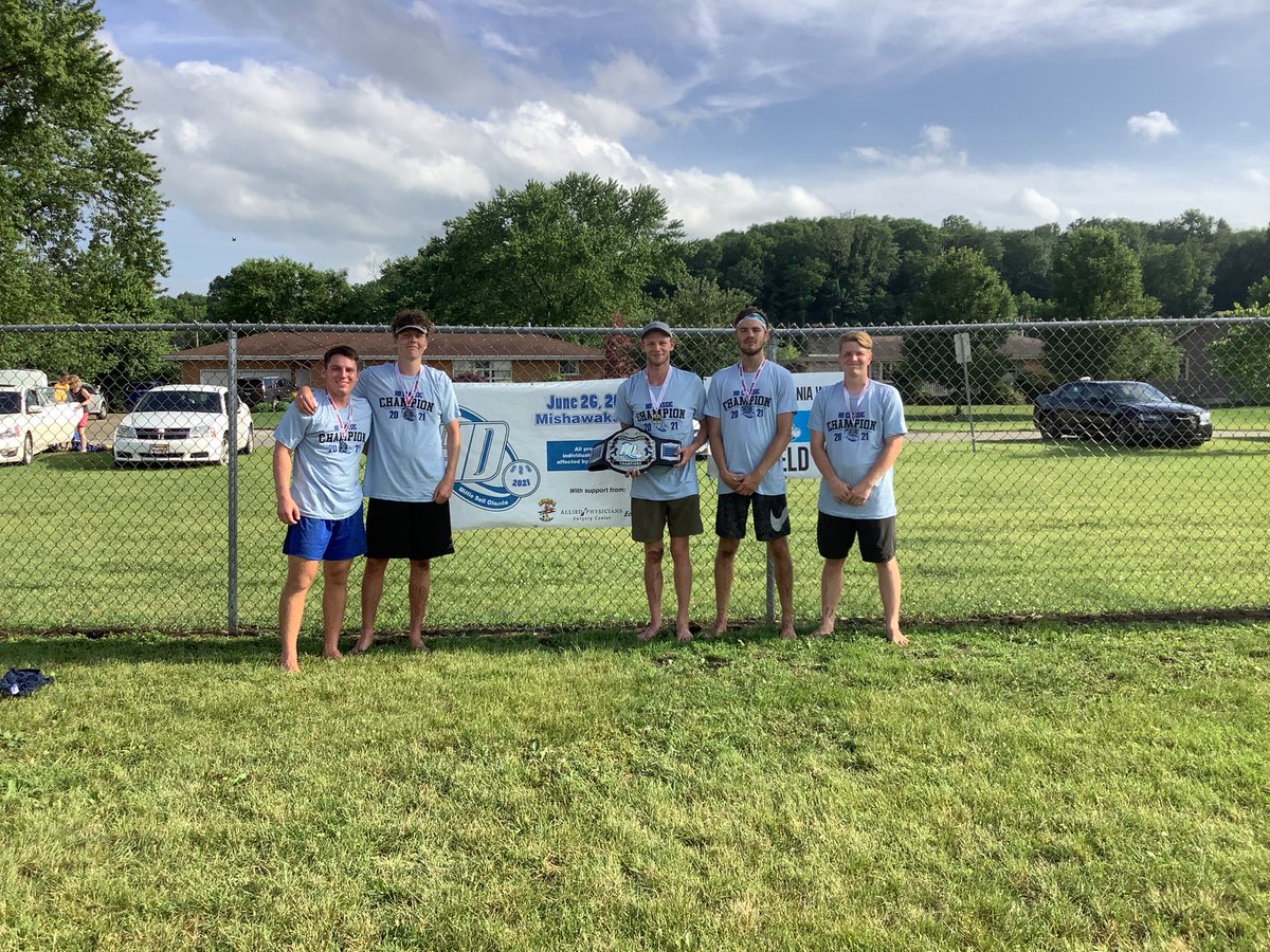 HdWiffleball's tweet photo. Congratulations to the 2021 HD Wiffleball Classic Champions Wiffle Dee’s! @8Hoodrats https://t.co/nWbVOQzzUW
