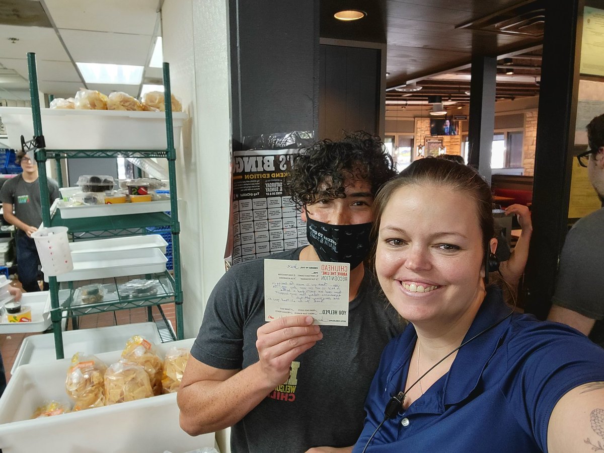 Brieaddygirl's tweet image. #ATL #lunchshift for coming in on his day off to help take care of our guest when his fellow server had an emergency!  Thanks Jake for all that you do! @Chilis @EdPowers_SD @dale_bullotta  #ChilisVista