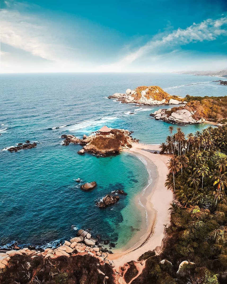 ViajandoPorCol's tweet photo. Cabo San Juan, Parque Nacional Natural Tayrona, Magdalena, Colombia. 🇨🇴
📸: kasas https://t.co/bfEnlWOike