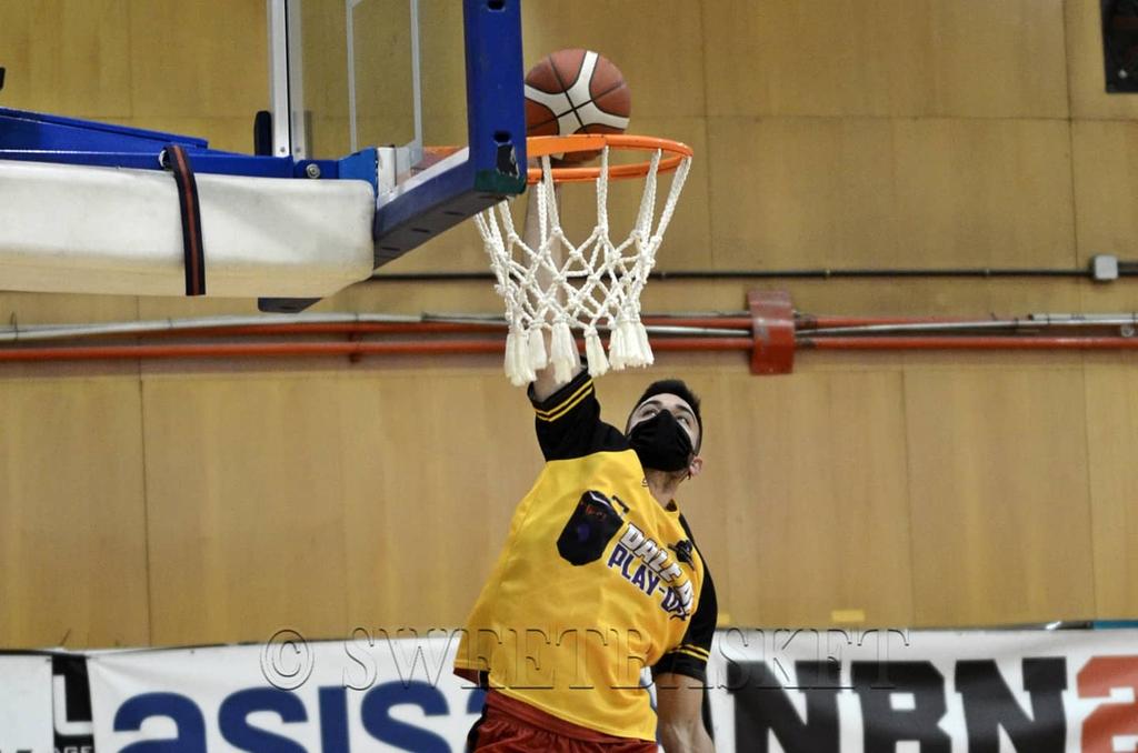 SWEETBASKET2's tweet photo. Adelanto 📷📷 #FinalFour #1AutPLATA desde el 👀 de @Lou_Mesa #Semi2 @CbVdeleganes 4️⃣9️⃣ - 5️⃣4️⃣ @CBTresCantos
SWEETBASKET (@loumesa63 & @manuelmartinez7671 )
#basket #FinalFour ⛹♂️🏀 @FBMadrid #fotografíadeportiva
https://t.co/qatfU1KwzB https://t.co/BynTnShfel