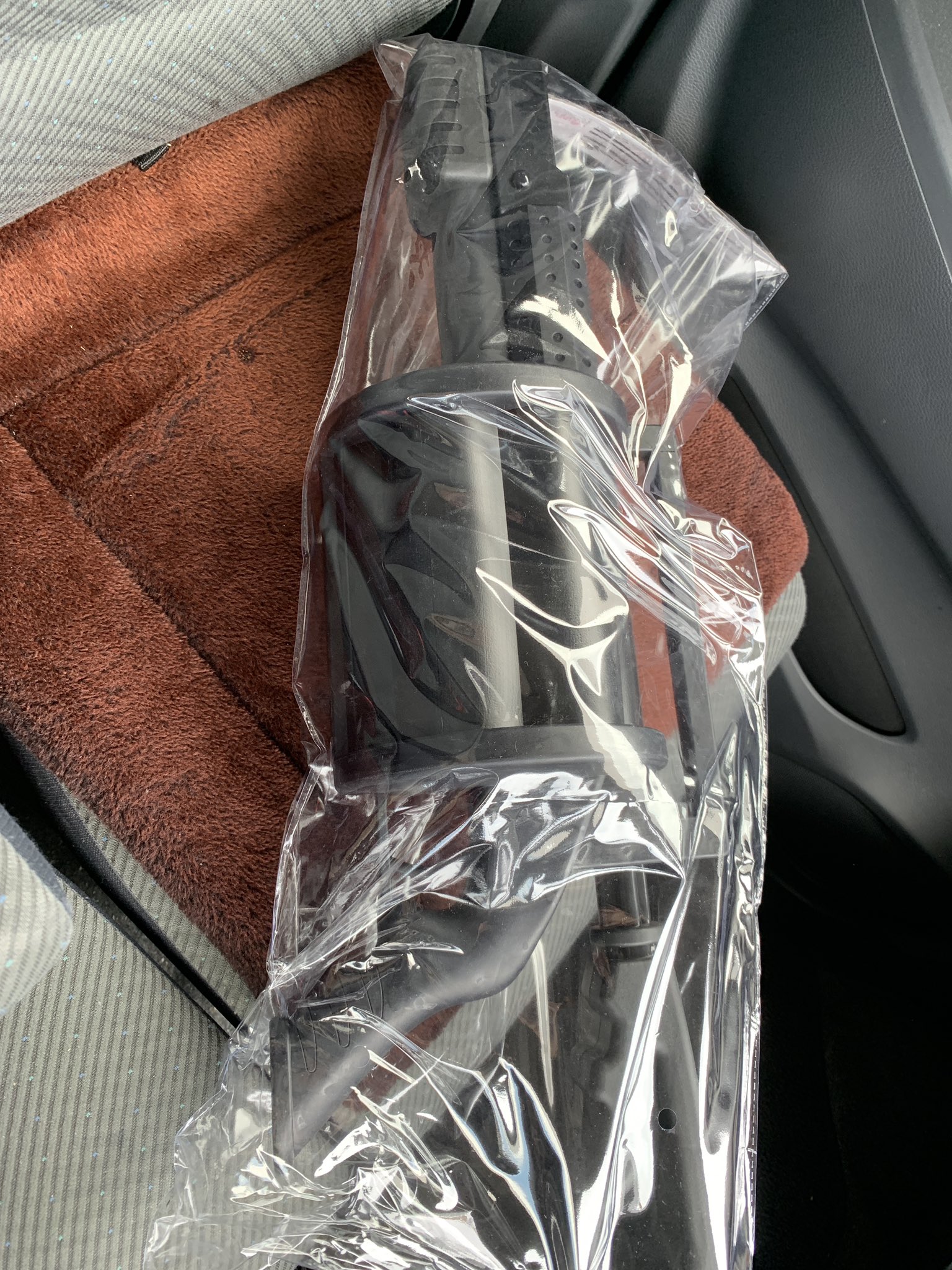 ザン ウー 先日見つけたダイソーの回転式グレネードランチャー 500円の水鉄砲 が大人気でどこにもないと聞いて最寄りの店舗にもう一度行ったらあと1丁だったので買いました これは良い カスタムしたい T Co Yycdjz4rsb Twitter