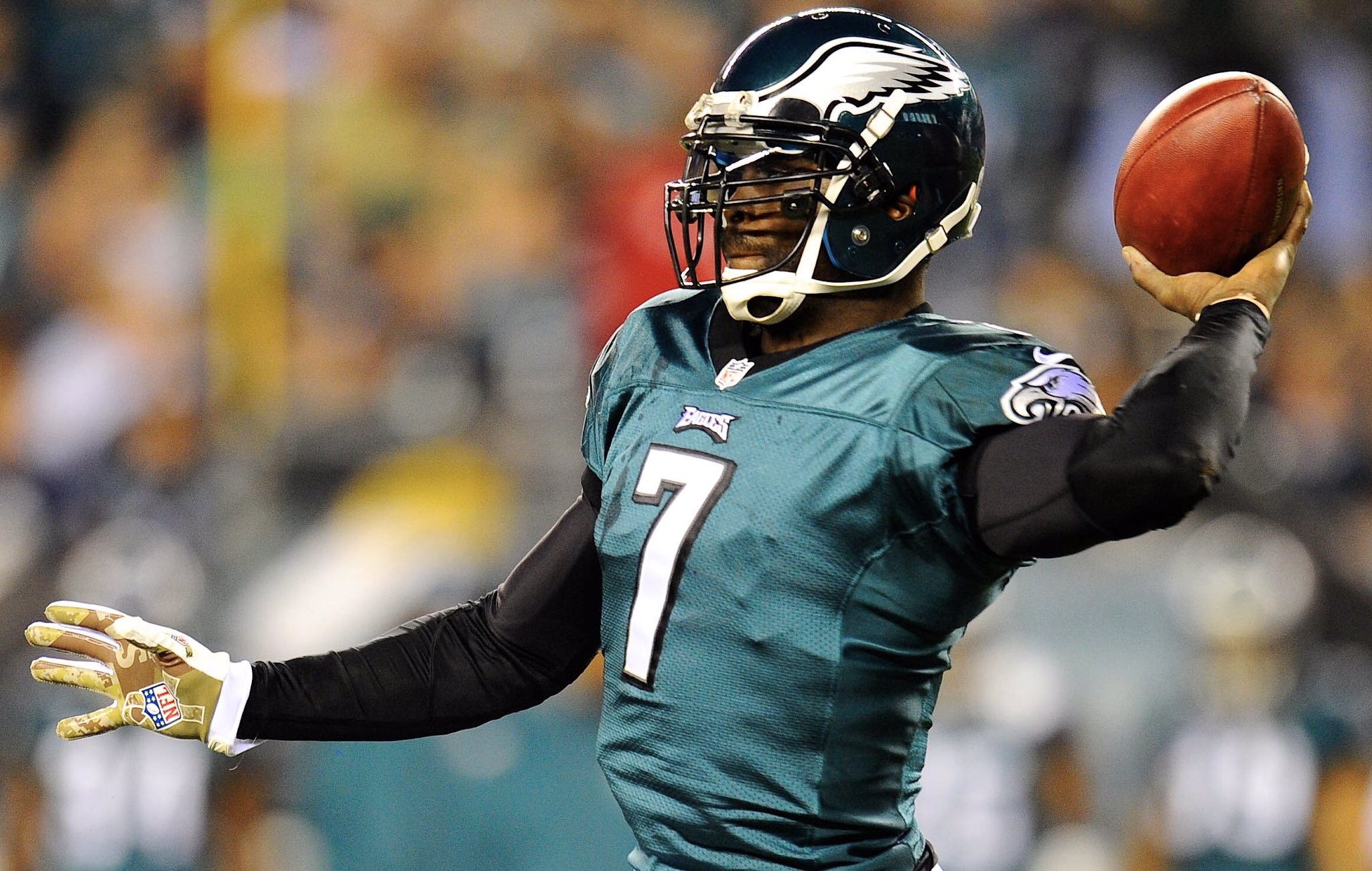 Happy 41st Birthday to Former Philadelphia Eagles Quarterback Michael Vick.  