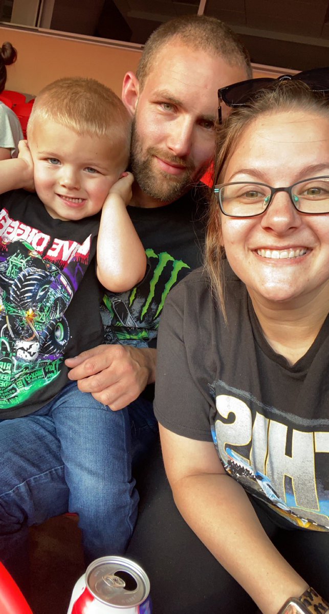 sarafrank93's tweet photo. We love #monsterjam ! https://t.co/S7t2lZT0rZ