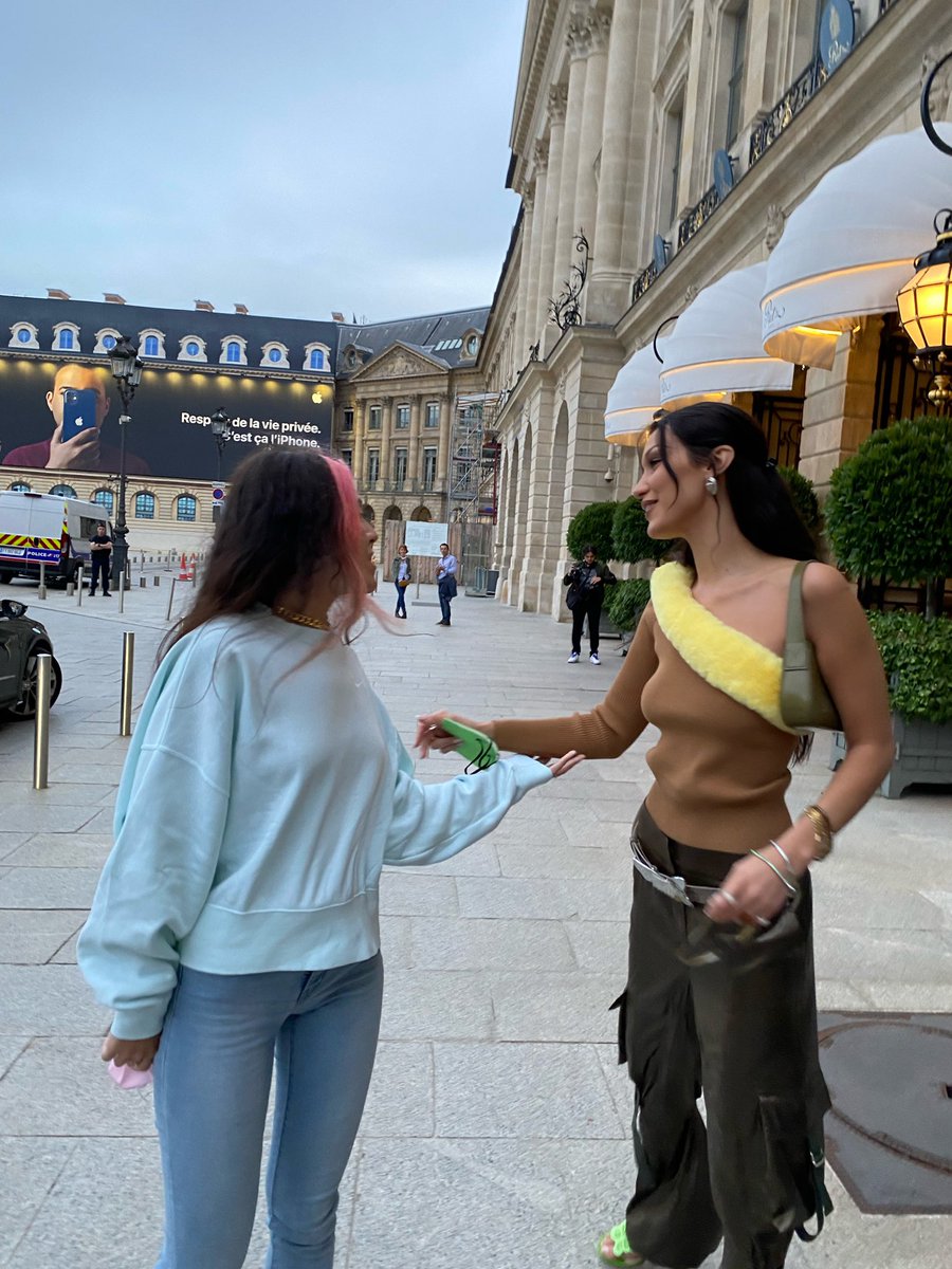 I’ve missed u best friend <a href="/bellahadid/">ؘ</a> 🤍