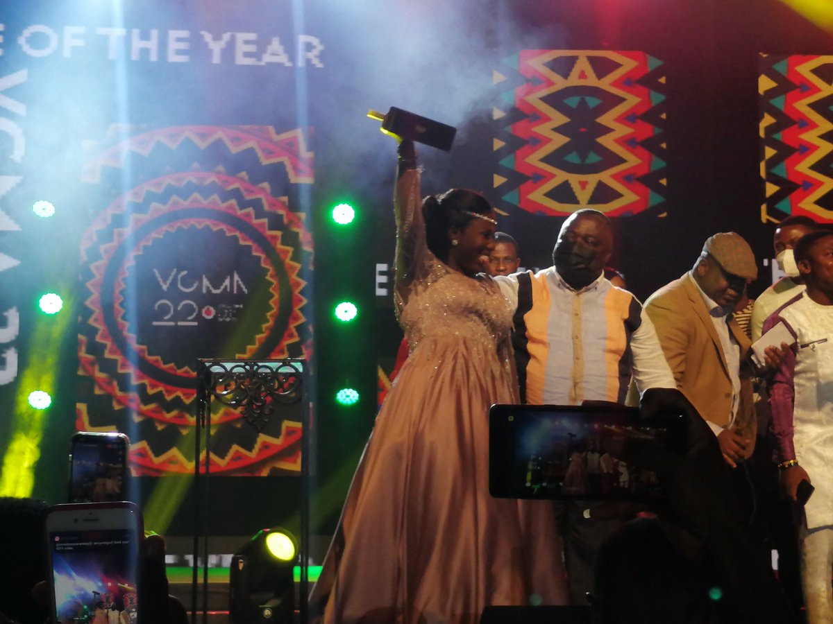GhanaMusic's tweet photo. #VGMA22 Artiste of the Year - Diana Hamilton https://t.co/qe99SAt2s3