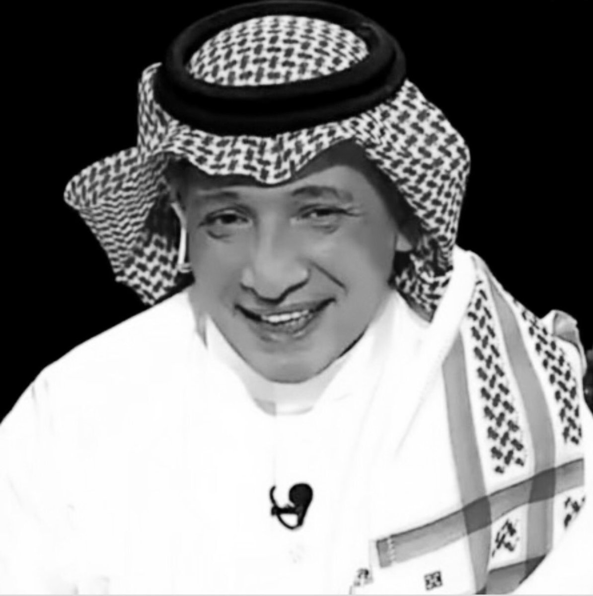 “اللهم اسقه من حوض نبيك محمد صلى الله عليه وسلم شربه هنيئه مريئه لا يظمأ بعدها أبداً”.