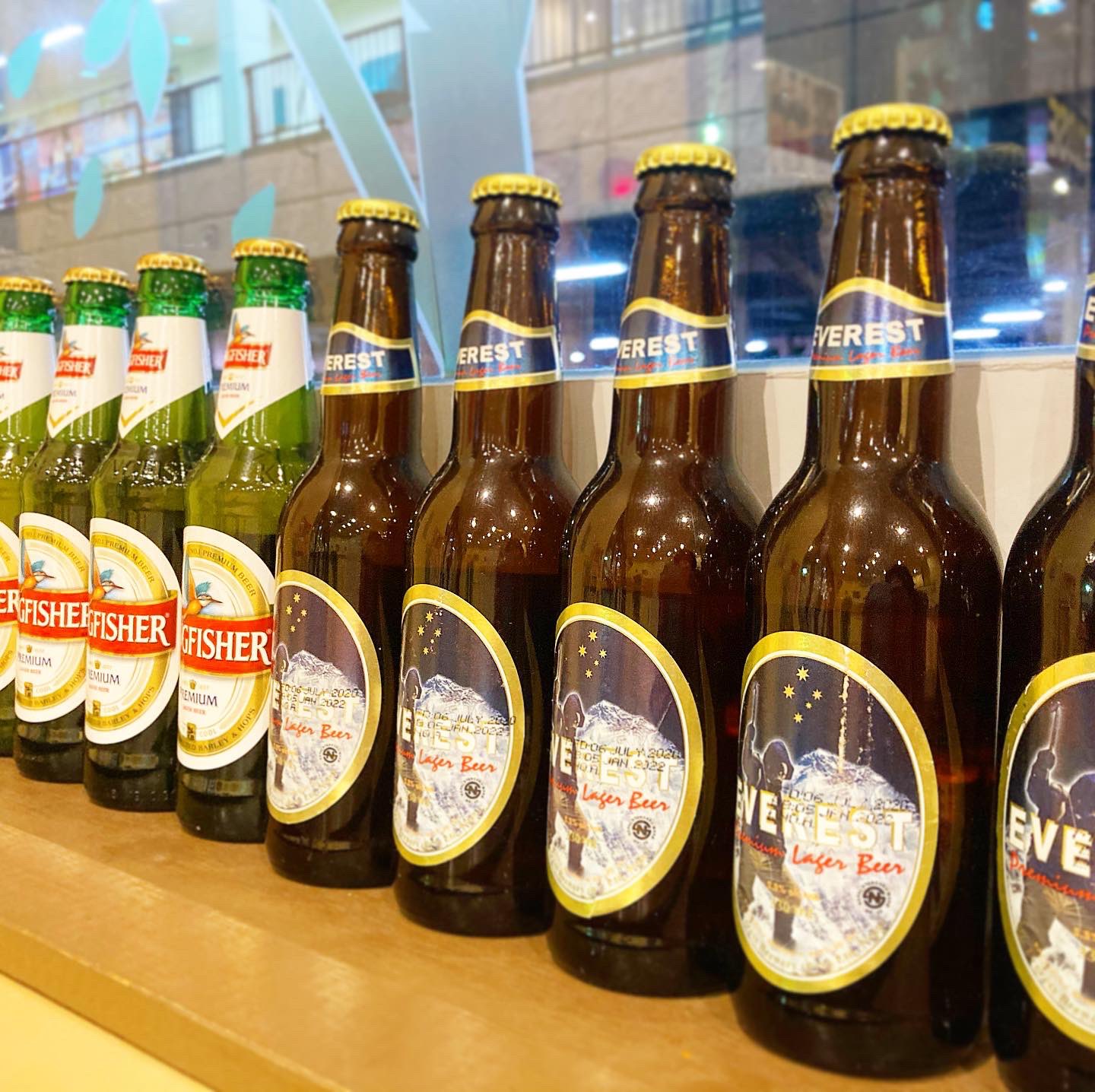 インドカレーエイムズ Eim S Al Twitter エベレストビール は 暑い時期に飲むのに最高です スッキリした味わいで 飲み心地も良く カレーを食べながら飲むのに 合います タンドリーチキン系 と合うのは キングフィッシャー ランチもディナーも カレー