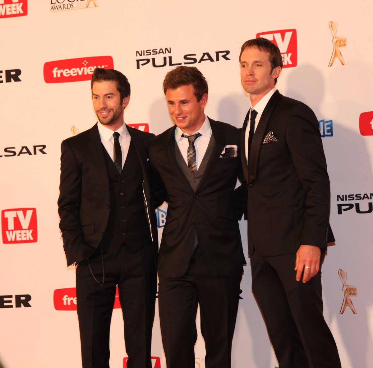 The handsome devil <a href="/JackPearson7/">Jack Pearson</a> &amp; I go live to chat #Hollywood, #WinnersAndLosers &amp; #AsTheBellRings! Tomorrow (Mon) 10am AEST. Let the good times roll