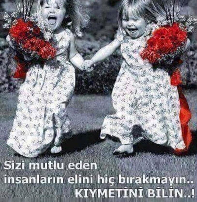 "İnsanın mutluluğu ne kadar?"desen,
"İki kolu arasına sığdırdığı,bağrına bastıkları kadar."Derdim.Ana,baba,
evlat,eş,gardaş,(hoş bende oda yok ya neyse),gerçek dost,,,,yoldaş..Hepsi bu..😔