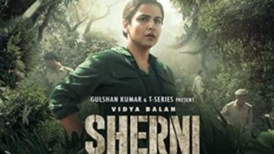 sumitkesarkar's tweet photo. #SherniOnPrime is a must watch. If ever one has visited a tiger reserve or thought about conservation.. this masterpiece by #amitmasurkar makes you feel part of the action. A brilliant narrative of true events #shernireview https://t.co/2ChbKZcLb1