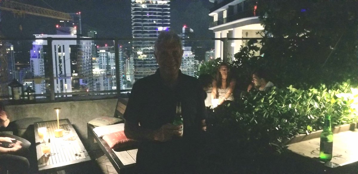 TitoMariani's tweet photo. #Sugar #East #piso40 @BrickellPlaza #tragos #buenamusica #buenaonda #espectacular https://t.co/Ef04WPYMst