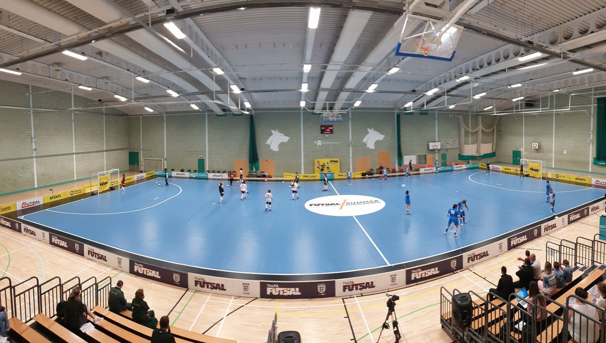 Morning!

Coming to you live on <a href="/btsportfootball/">tntsportsfootball</a> today, live from the <a href="/FA_NFS/">FA National Futsal Series</a> Grand Finals.

3 matches to come, live from 9, and I absolutely can't wait to get going. Thanks to all the teams and players for being legends this week, now go and enjoy your big day #SummerShowdown