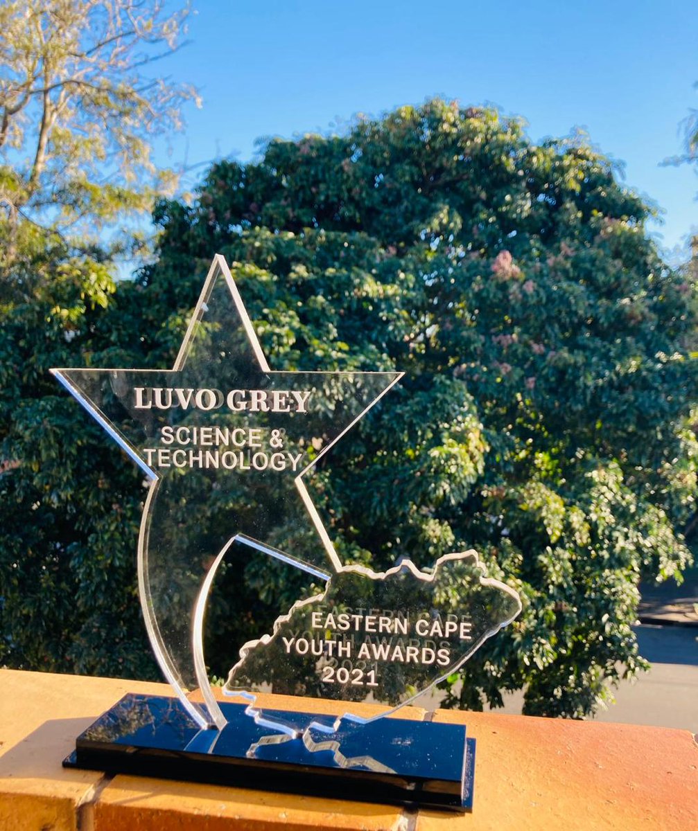 Luvo Grey tweet media