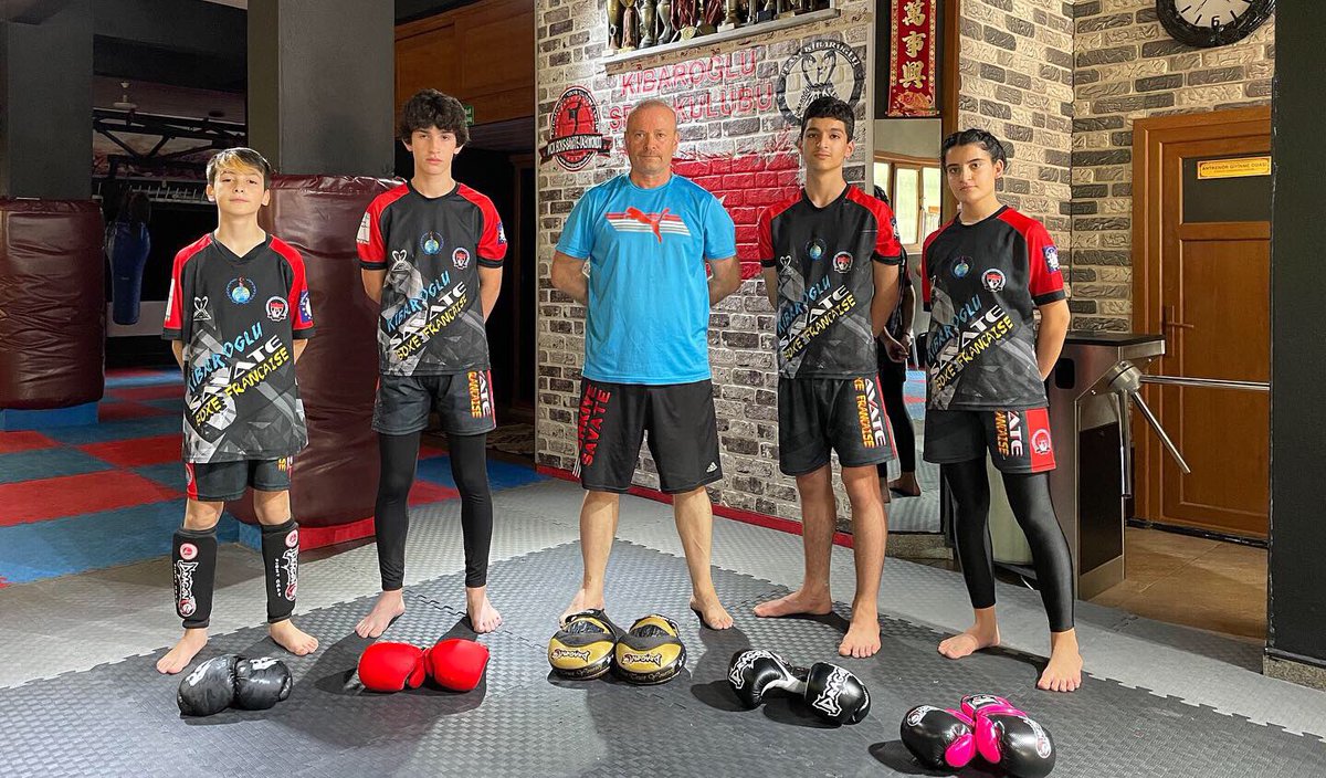 KAFKAS S.Kibaroglu (@kafkaskibaroglu) on Twitter photo Yıldızlar SAVATE Şampiyonası 1-4 Temmuz 2021 Serbia Ruma <a href="/turkeraygunduz/">Türker AYGÜNDÜZ</a> <a href="/ElmarBayramov14/">Elmar Bayramov</a> <a href="/faikzcan9/">Faik Özcan</a> <a href="/tcbestepe/">T.C. Cumhurbaşkanlığı</a> <a href="/Abdulsamedelci/">Abdulsamed Elçi</a> <a href="/SCivitcioglu/">Salim ÇİVİTCİOĞLU 🇹🇷</a> <a href="/Alanwgoldberg/">Alan Goldberg</a> <a href="/dgskon/">DÜNYA GENÇLİK VE SPOR KONFEDERASYONU</a> <a href="/kasapoglu/">Dr. Mehmet Kasapoğlu</a> <a href="/akbasogluemin/">Av. M.Emin AKBAŞOĞLU 🇹🇷</a> <a href="/kafkaskibaroglu/">KAFKAS S.Kibaroglu</a> <a href="/oznurcalik/">Öznur Çalık</a> <a href="/sahbaz1959/">Hüseyin Şahbaz</a> <a href="/TC_icisleri/">T.C. İçişleri Bakanlığı</a> <a href="/Hseyiny70591892/">Hüseyin yilmaz</a> <a href="/NatGeo/">National Geographic</a> Yıldızlar SAVATE Şampiyonası 1-4 Temmuz 2021 Serbia Ruma <a href="/turkeraygunduz/">Türker AYGÜNDÜZ</a> <a href="/ElmarBayramov14/">Elmar Bayramov</a> <a href="/faikzcan9/">Faik Özcan</a> <a href="/tcbestepe/">T.C. Cumhurbaşkanlığı</a> <a href="/Abdulsamedelci/">Abdulsamed Elçi</a> <a href="/SCivitcioglu/">Salim ÇİVİTCİOĞLU 🇹🇷</a> <a href="/Alanwgoldberg/">Alan Goldberg</a> <a href="/dgskon/">DÜNYA GENÇLİK VE SPOR KONFEDERASYONU</a> <a href="/kasapoglu/">Dr. Mehmet Kasapoğlu</a> <a href="/akbasogluemin/">Av. M.Emin AKBAŞOĞLU 🇹🇷</a> <a href="/kafkaskibaroglu/">KAFKAS S.Kibaroglu</a> <a href="/oznurcalik/">Öznur Çalık</a> <a href="/sahbaz1959/">Hüseyin Şahbaz</a> <a href="/TC_icisleri/">T.C. İçişleri Bakanlığı</a> <a href="/Hseyiny70591892/">Hüseyin yilmaz</a> <a href="/NatGeo/">National Geographic</a>
