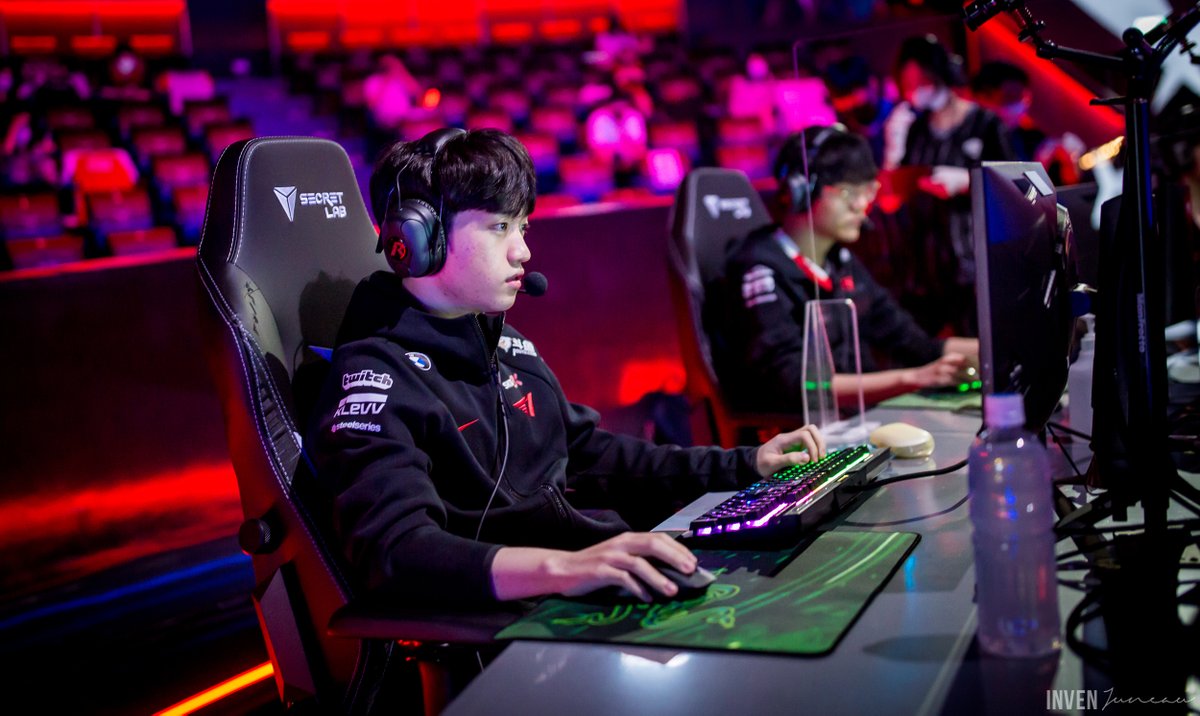 akali_roll_back's tweet photo. 20210627 LCK SUMMER #Keria https://t.co/rOzIjoaHZC