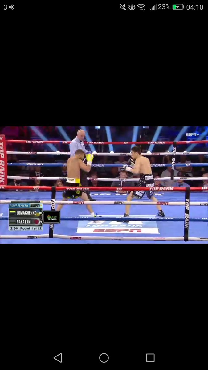 Reecejamesred7's tweet photo. I never miss a @VasylLomachenko fight looks back to he's best great boxer 🥊 #LomaNakatani https://t.co/ZpIse56DLs