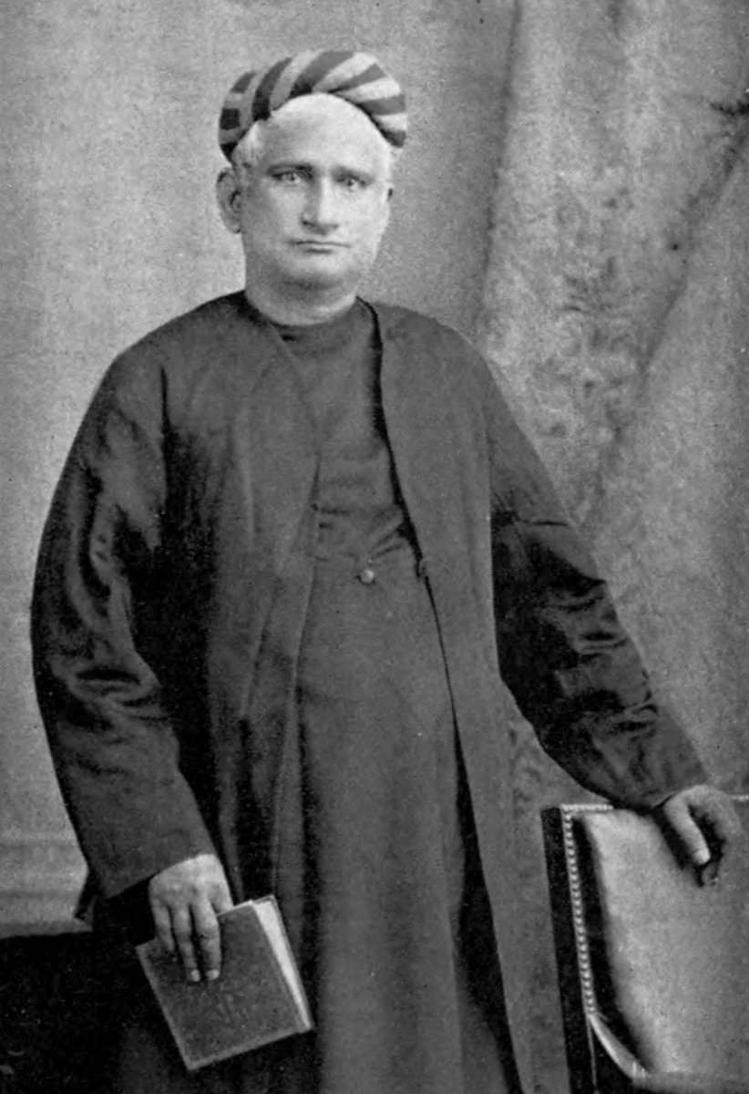 xlvanova's tweet photo. राष्ट्रीय आजादी की अलख जगाने वाले,अत्यंत निडर तथा ’वंदे मातरम्’ राष्ट्रगीत के रचयिता बंकिम चंद्र चटर्जी की जयंती पर शत शत नमन। 

अपने सामाजिक सरोकारों वाले उपन्यासों में बंकिम चंद्र ने ऐसे चरित्रों की रचना की, जो पाखंड एवं सामाजिक कुरीतियों पर खुल कर प्रहार करते हैं। https://t.co/rwcY2b6qhY