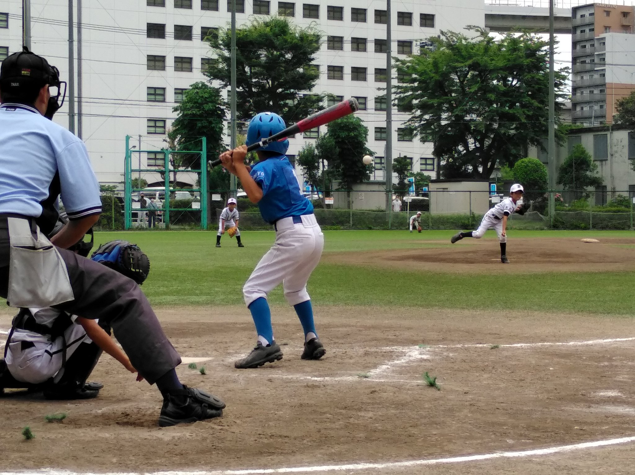 Kissポート財団スポーツ事業課 On Twitter 小中学生野球大会2日目第3試合の結果をお伝えします 小学生bリーグ 本村クラブc 1 ー 10 高輪クラブ 両チームの皆さん お疲れ様でした Kissポート キスポート 野球 港区小中学生野球大会 緑陰大会