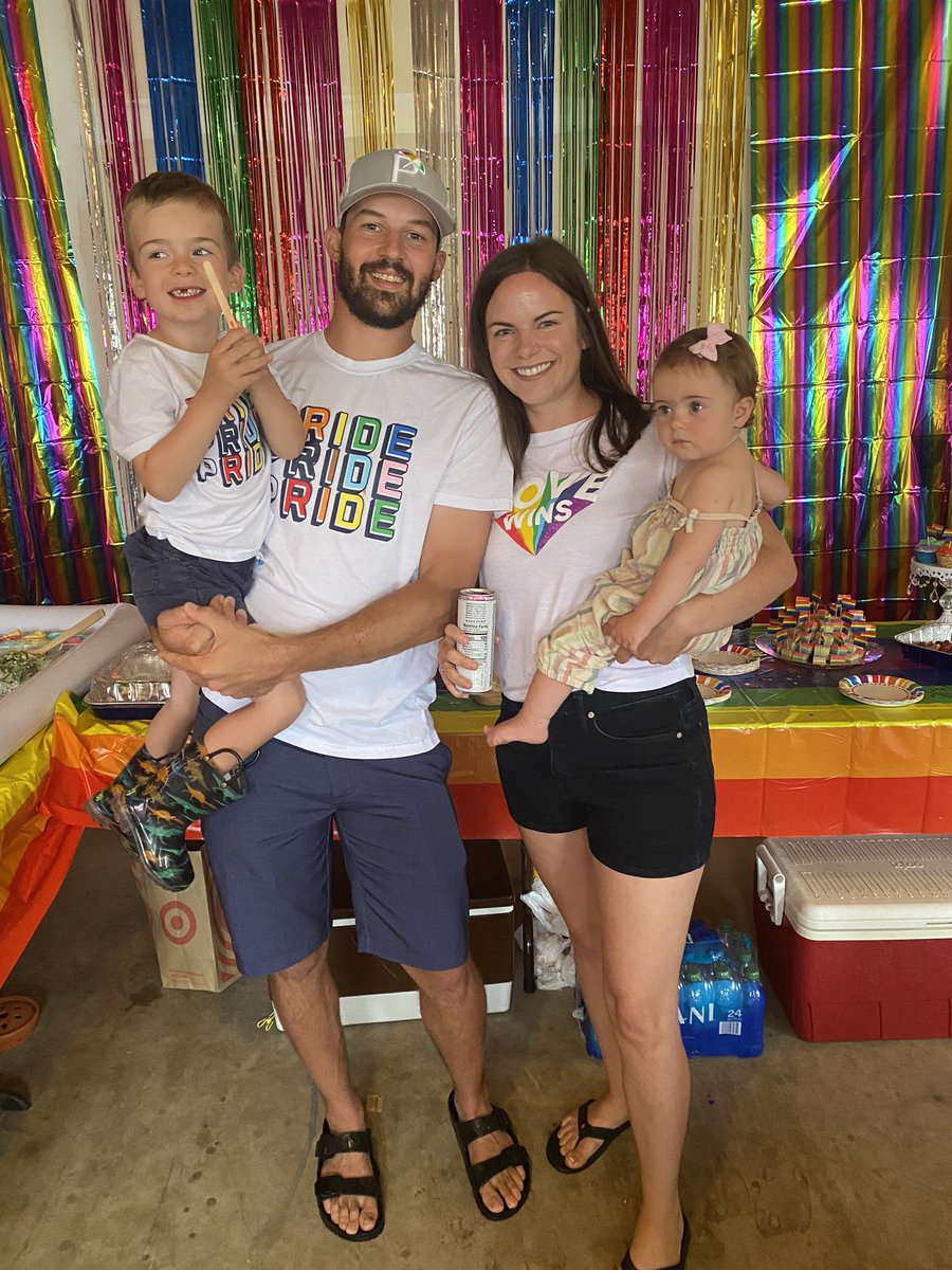 Love Wins #HappyPride🌈