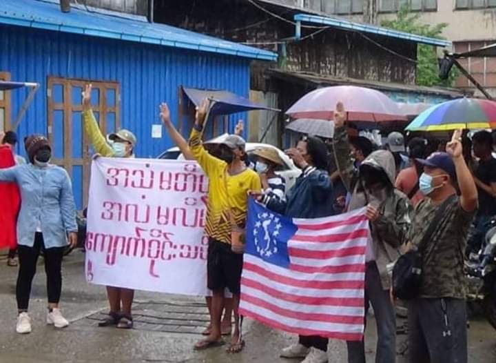 Kyauk Wine Strike of Phakant marched against the military dictatorship.
#RecognizeNUG #June27Coup
#WhatsHappeningInMyanmar