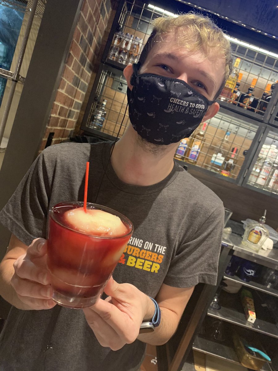 kylacooksey's tweet photo. Sell A Monthly Margarita To A Guest ❤️🌶 @LillyJessyca @Jasonhulsey77 @cnr618 @miguel1187gomez  @Chilis  #ChilisBINGO ! https://t.co/5wmjMlTWaZ