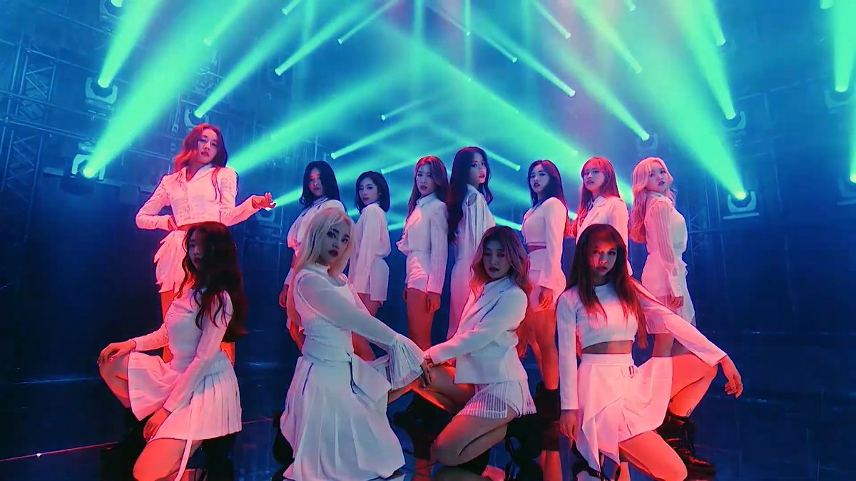 pipokin_xyz's tweet image. pra mim essas aqui são as posições finais mais icônicas do loona