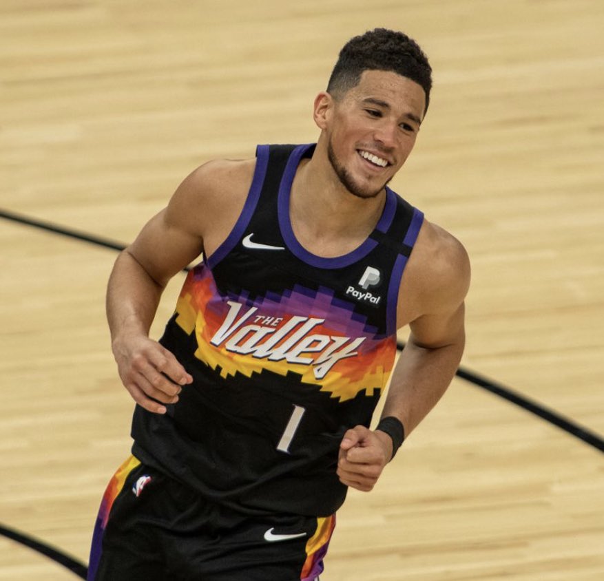 The number of games the Phoenix Suns need to win to go to the NBA Finals is in this beautiful picture.