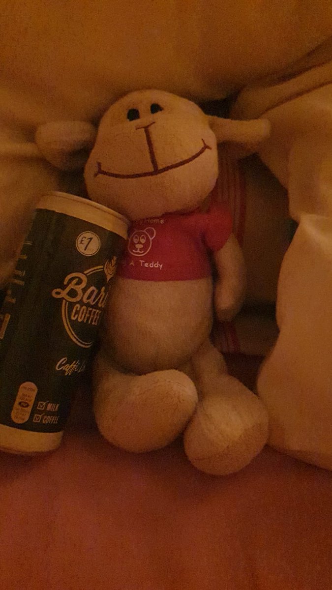 BDMed_Bear's tweet photo. Good morning furends! Today easter and I are monitoring the emergency network together, fueled by @CostaCoffee and various other forms of caffeine!! #bearswithjobs #bearsneedcoffee #coffee #costacoffee #EmergencyNetwork #besties https://t.co/vq2tJTJVV2